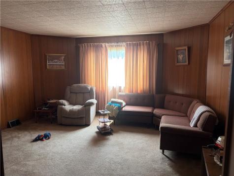 260 6th Street California PA 15419