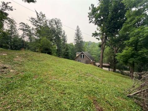 105 Stoughton Beach Slippery Rock Township PA 16057