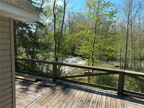 105 Stoughton Beach Slippery Rock Township PA 16057