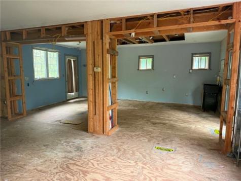 105 Stoughton Beach Slippery Rock Township PA 16057