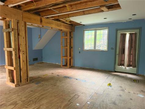 105 Stoughton Beach Slippery Rock Township PA 16057