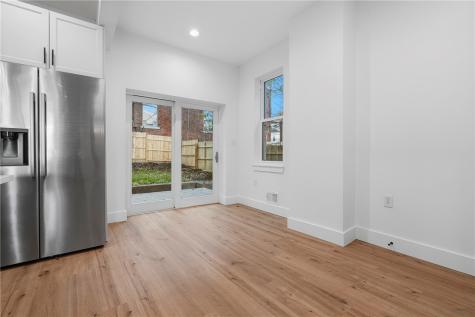 7704 Cannon Street Swissvale PA 15218