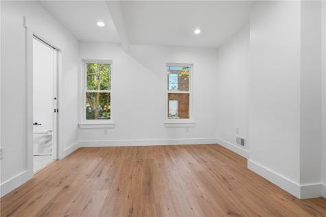 7704 Cannon Street Swissvale PA 15218