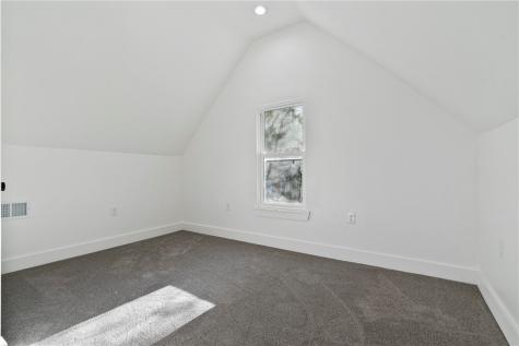 7704 Cannon Street Swissvale PA 15218
