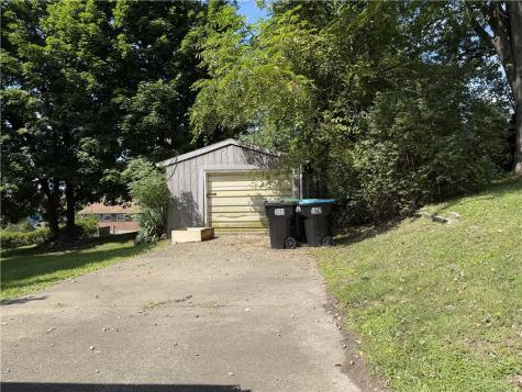 40 Emerson Avenue Wheatland PA 16161