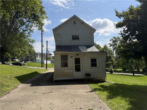 40 Emerson Avenue Wheatland PA 16161