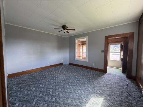 40 Emerson Avenue Wheatland PA 16161