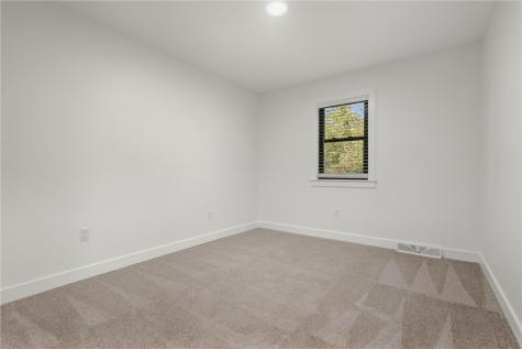 14 Blackswoods Road Freedom PA 15042
