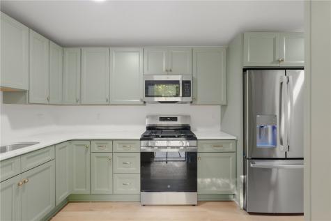 14 Blackswoods Road Freedom PA 15042