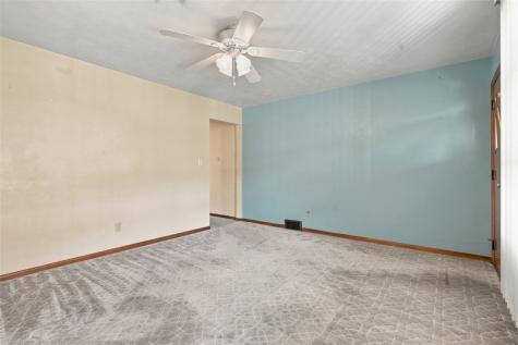 20 John Drive Hanover Township PA 15021