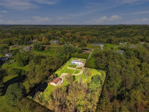 20 John Drive Hanover Township PA 15021