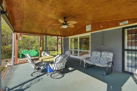 20 John Drive Hanover Township PA 15021