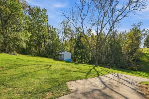 20 John Drive Hanover Township PA 15021