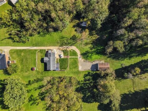 20 John Drive Hanover Township PA 15021