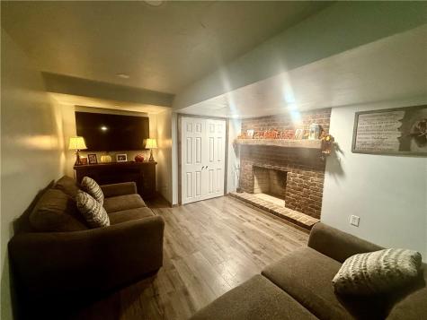 734 Bruin Road Washington Township PA 16050