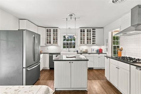 140 Witherow Road Bell Acres PA 15143