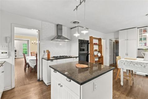 140 Witherow Road Bell Acres PA 15143