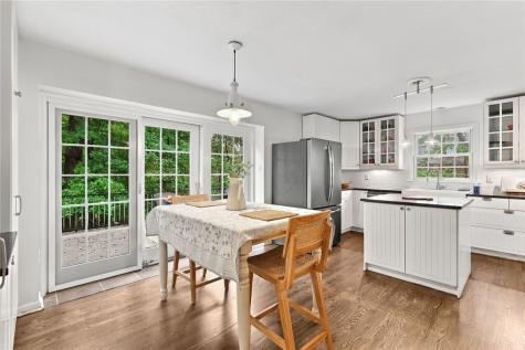 140 Witherow Road Bell Acres PA 15143