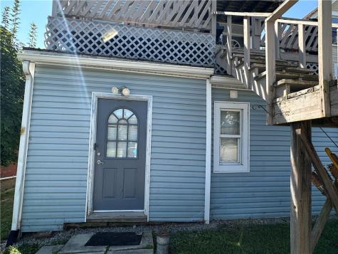 215 1st Avenue Waynsbrg/frankln Township PA 15370