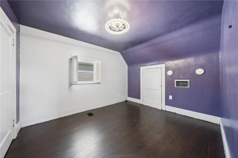 512 5th Street Rostraver PA 15087