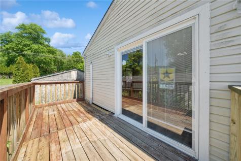 512 5th Street Rostraver PA 15087