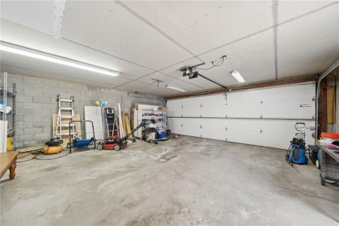 512 5th Street Rostraver PA 15087