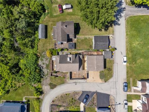 512 5th Street Rostraver PA 15087