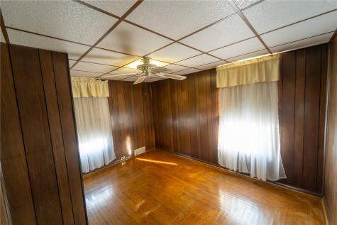 201 Arthur Avenue Scottdale PA 15683