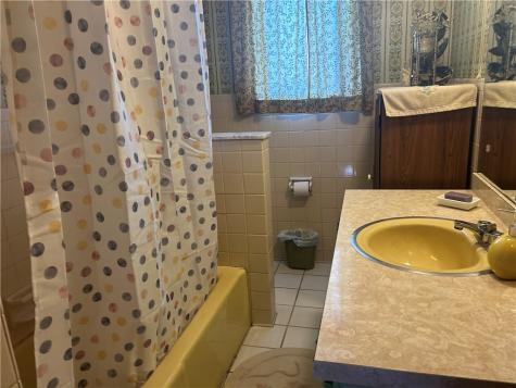 42 Walnut Avenue Dunbar PA 15431