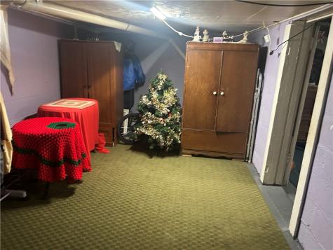 42 Walnut Avenue Dunbar PA 15431
