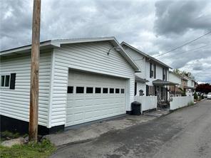 42 Walnut Avenue Dunbar PA 15431