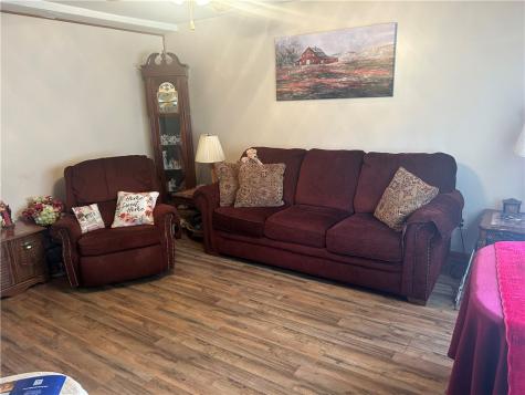 42 Walnut Avenue Dunbar PA 15431