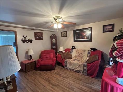 42 Walnut Avenue Dunbar PA 15431