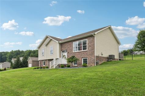 196 Weathervane Drive Slippery Rock Township PA 16057