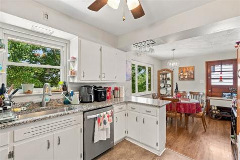 108 Hillside Drive Zelienople Boro PA 16063