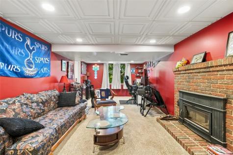 108 Hillside Drive Zelienople Boro PA 16063