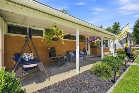 108 Hillside Drive Zelienople Boro PA 16063