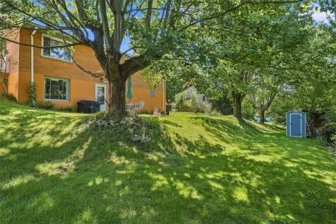 108 Hillside Drive Zelienople Boro PA 16063