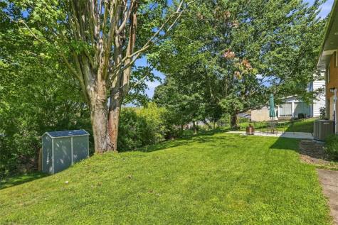 108 Hillside Drive Zelienople Boro PA 16063