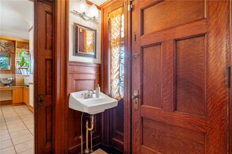944 N Sheridan Avenue Highland Park PA 15206