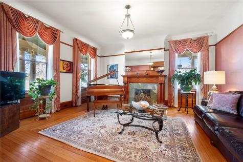 944 N Sheridan Avenue Highland Park PA 15206