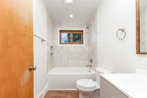 423 Flower Avenue Grove City Boro PA 16127