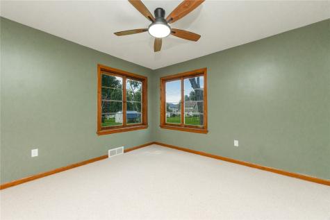 423 Flower Avenue Grove City Boro PA 16127