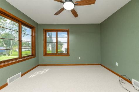 423 Flower Avenue Grove City Boro PA 16127