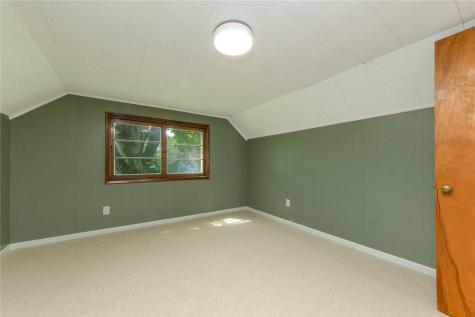 423 Flower Avenue Grove City Boro PA 16127