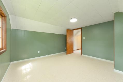 423 Flower Avenue Grove City Boro PA 16127