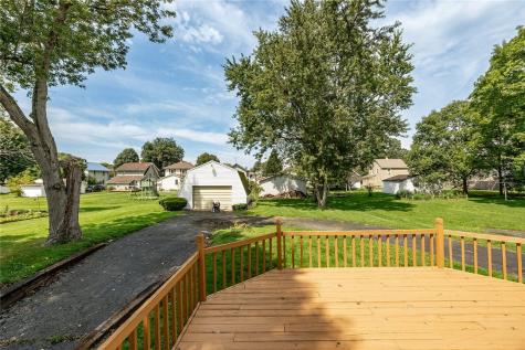 423 Flower Avenue Grove City Boro PA 16127