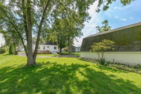 423 Flower Avenue Grove City Boro PA 16127