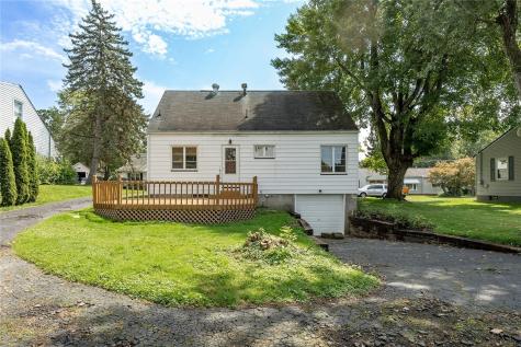 423 Flower Avenue Grove City Boro PA 16127