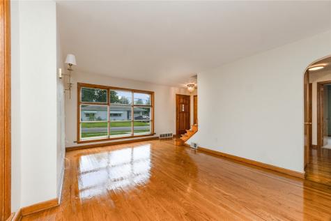 423 Flower Avenue Grove City Boro PA 16127